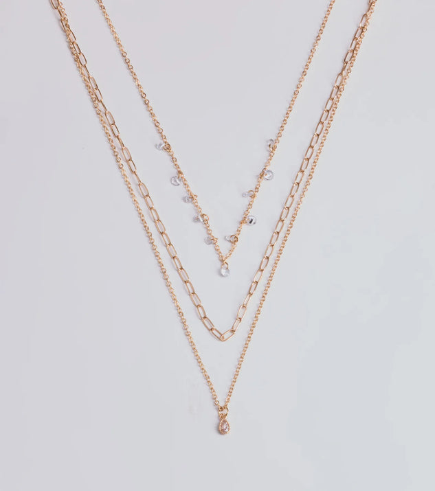 
Upgrade your style game for 2025 with the Glitzy Glimmer Layered Charm Necklace Set in gold, perfect for any fashion-forward wardrobe.