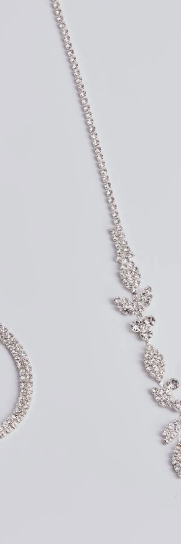 Get inspired with the Luxe Desire Rhinestone Leaf Jewelry Set, a feed-worthy silver piece that’s part of Windsor's updated and curated women’s clothing edit packed with must-have fall outfit ideas.