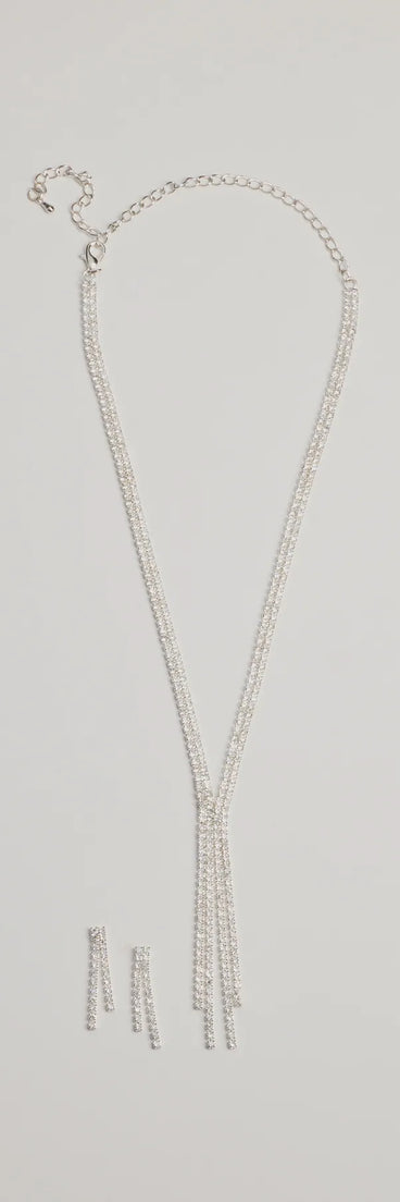 The Glitzy Rhinestone Lariat Necklace And Earring Set helps create a chic silver women's cocktail outfit with a trendy texture and stylish design, ideal for wedding guest cocktail outfits or dinner parties.