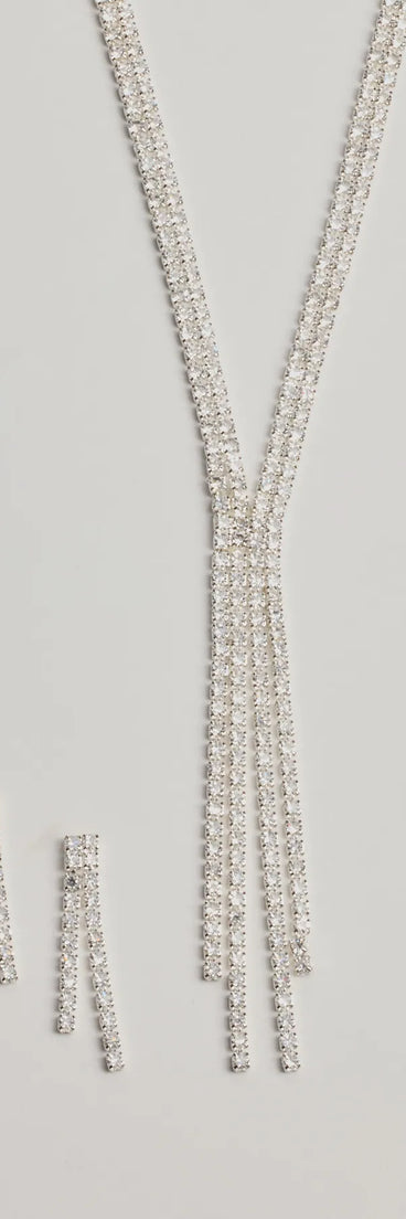 The Glitzy Rhinestone Lariat Necklace And Earring Set helps create a chic silver women's cocktail outfit with a trendy texture and stylish design, ideal for wedding guest cocktail outfits or dinner parties.