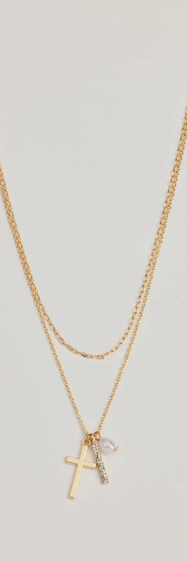 
Upgrade your style game for 2025 with the Major Charmer Multi Pendant Necklace in gold, perfect for any fashion-forward wardrobe.