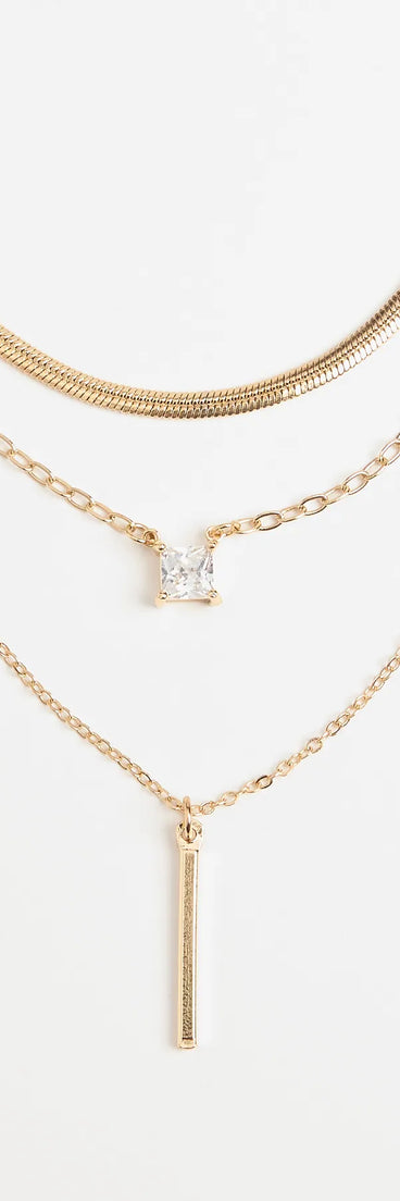 Get inspired with the Glittering Dream Layered Necklace, a feed-worthy gold piece that’s part of Windsor's updated and curated women’s clothing edit packed with must-have fall outfit ideas.
