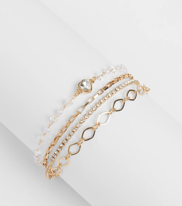 Stay on-trend this season with the Sparkling Addition Heart Charm Layered Bracelet in gold, a must-have for creating stylish and effortless spring outfits for women.