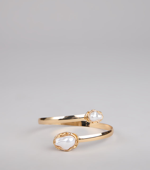 Luxe Aura Faux Pearl Arm Cuff