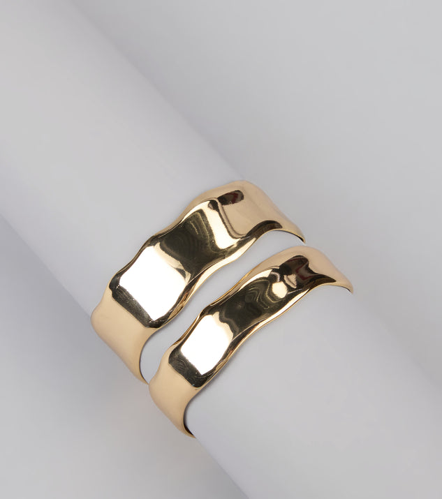 Shining Drama Cuff Bracelet