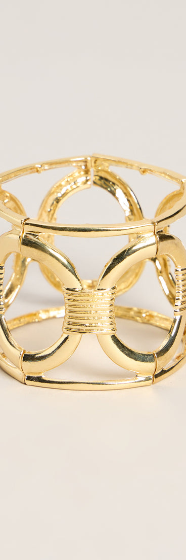 Looped In Statement Circle Link Cuff