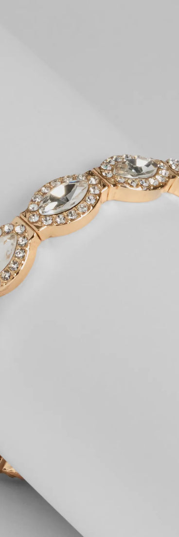 Homecoming jewelry and accessories like the Glittering Element Rhinestone Stretch Bracelet provide the finishing touch to help you dazzle at HOCO 2025!