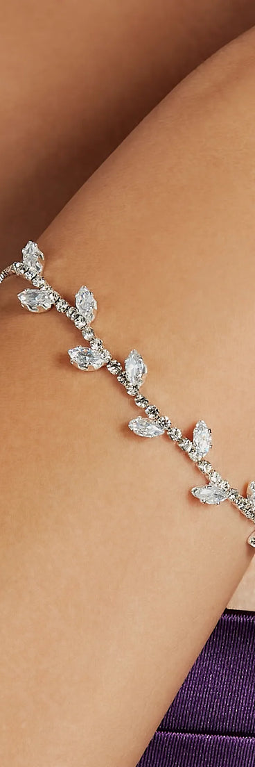 Get inspired with the Ever So Luxe Cubic Zirconia Leaf-Shaped Dainty Bracelet, a feed-worthy piece that’s part of Windsor's updated and curated women’s clothing edit packed with must-have fall outfit ideas.