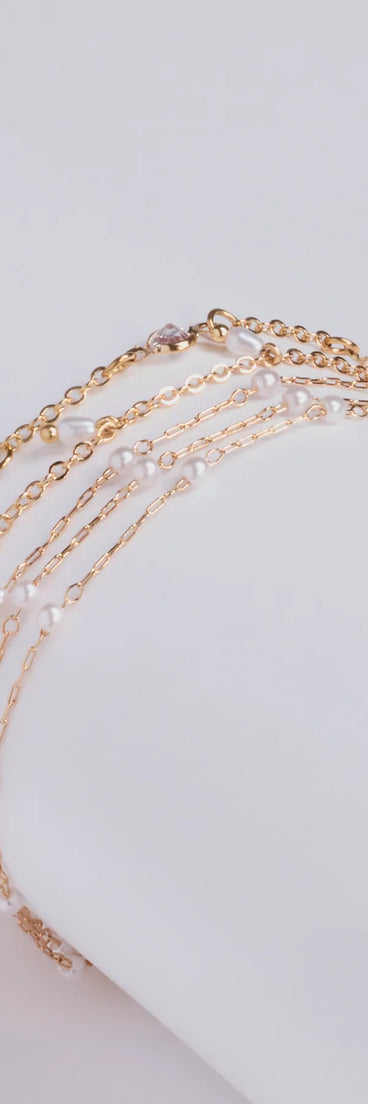 Delicate Chic Rhinestone And Pearl Bracelet Set