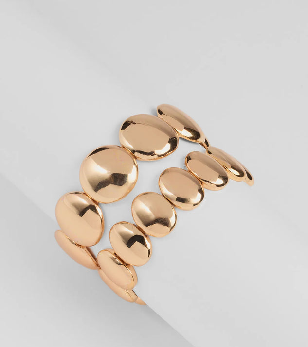 Stay on-trend this season with the Touch Of Bold Two-Pack Bracelet Set in gold, a must-have for creating stylish and effortless spring outfits for women.