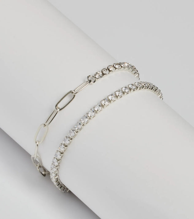 All The Luxe Two-Pack Bracelet Set, a trendy silver addition to women's going-out outfits, is ideal for Christmas party outfits, chic NYE attire, or winter night-out looks that keep you on-trend!