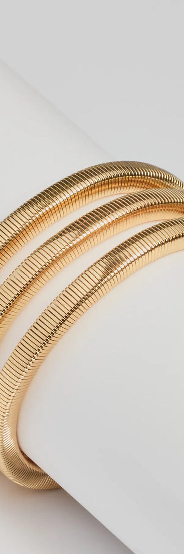 Boldly Chic Metal Bracelet Multipack, a trendy gold addition to women's going-out outfits, is ideal for Christmas party outfits, chic NYE attire, or winter night-out looks that keep you on-trend!