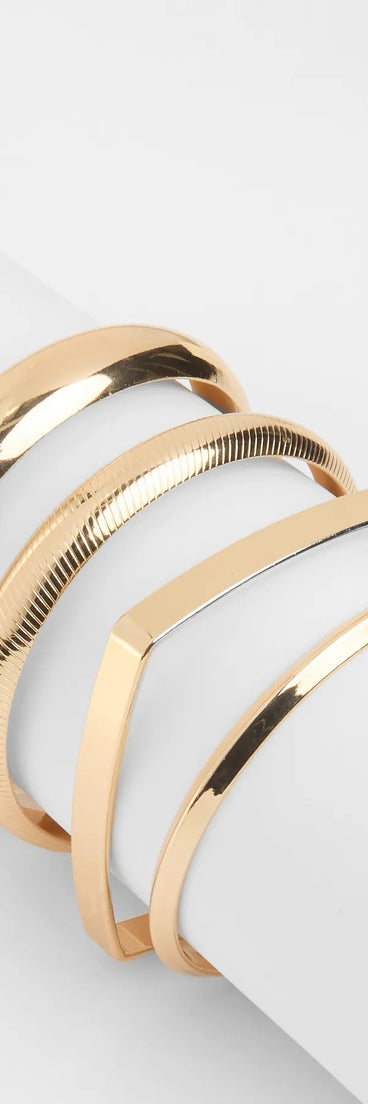 Get inspired with the Simply Sleek Bangle Bracelet Set, a feed-worthy gold piece that’s part of Windsor's updated and curated women’s clothing edit packed with must-have fall outfit ideas.