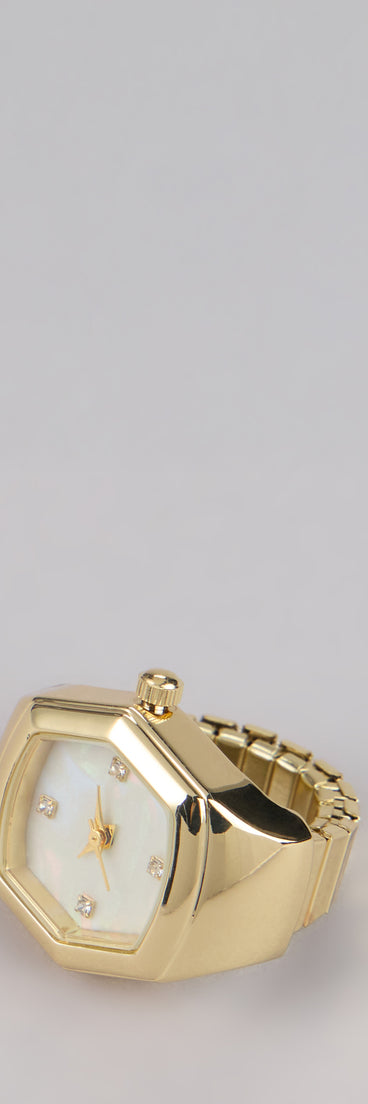 This piece brings trend-right energy to the Cosmic Hour Hexagon Watch Ring, perfect for fall outfits that stand out.