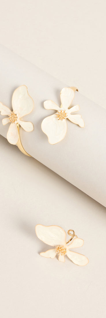 Petals And Plans Flower Ring And Cuff Set