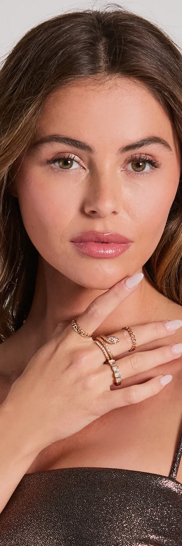 Sassy Glam Rhinestone Snake Ring Set, a trendy addition to women's going-out outfits, is ideal for Christmas party outfits, chic NYE attire, or winter night-out looks that keep you on-trend!