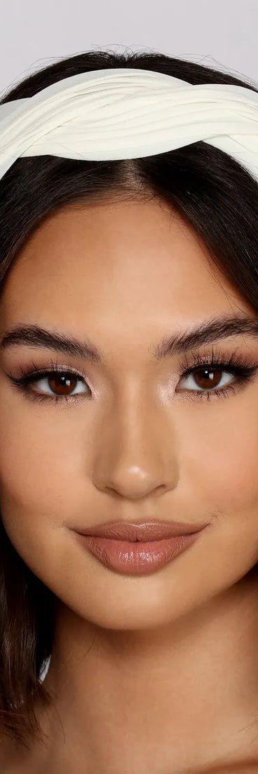 Trendy Twisted Detail Headband