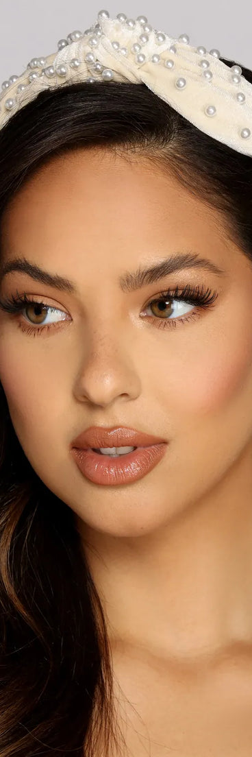 Chic Vibes Velvet Pearl Headband