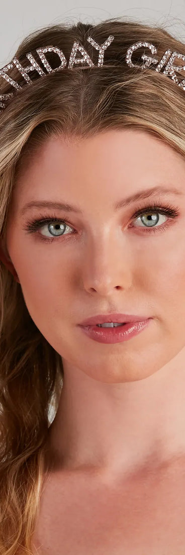 
Upgrade your style game for 2025 with the Birthday Girl Rhinestone Headband, perfect for any fashion-forward wardrobe.