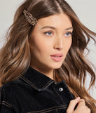 
Upgrade your style game for 2025 with the Wildly Chic Leopard Print Hair Clip Multipack in leopard, perfect for any fashion-forward wardrobe.