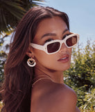 Serve Looks Square Sunglasses