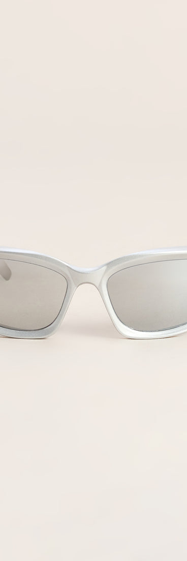 Sleek Attitude Curved Square Sunglasses
