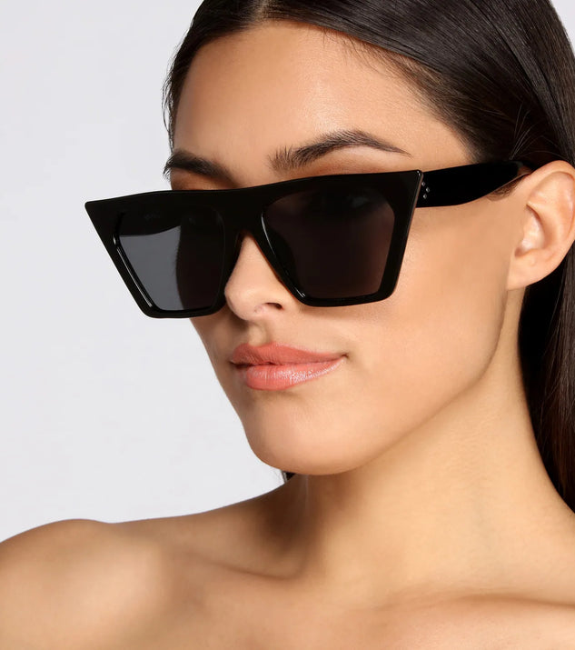 Chic Cat Eye Flat Top Sunglasses