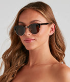Classy Tort Wayfarer Sunglasses