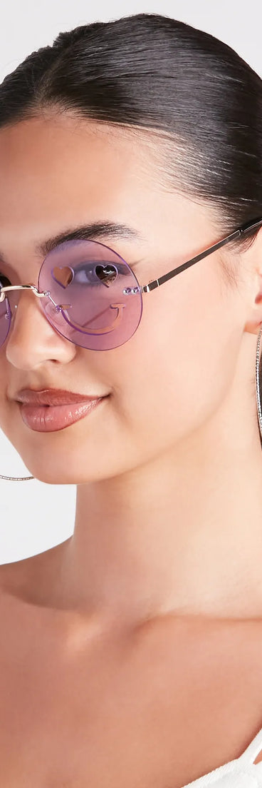 Trendy Happy Face Statement Sunglasses