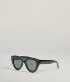
Upgrade your style game for 2025 with the Retro Cutie Cat Eye Sunglasses in black, perfect for any fashion-forward wardrobe.