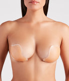 Get inspired with the Reusable Silicone Adhesive Clasp Bra, a feed-worthy nude piece that’s part of Windsor's updated and curated women’s clothing edit packed with must-have fall outfit ideas.