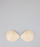 Get inspired with the Flawless Finish Adhesive Strapless Bra, a feed-worthy piece that’s part of Windsor's updated and curated women’s clothing edit packed with must-have fall outfit ideas.