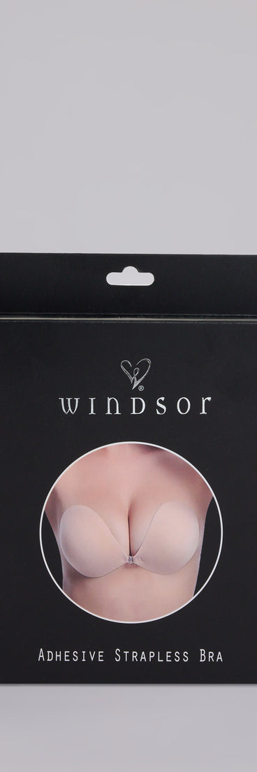 Get inspired with the Flawless Finish Adhesive Strapless Bra, a feed-worthy piece that’s part of Windsor's updated and curated women’s clothing edit packed with must-have fall outfit ideas.