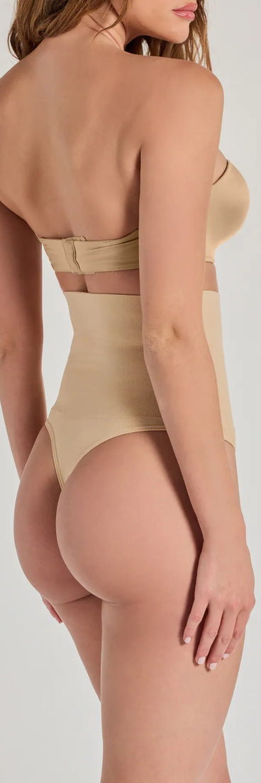
Upgrade your style game for 2025 with the Smoothing High Waist Thong Shaper in nude, perfect for any fashion-forward wardrobe.