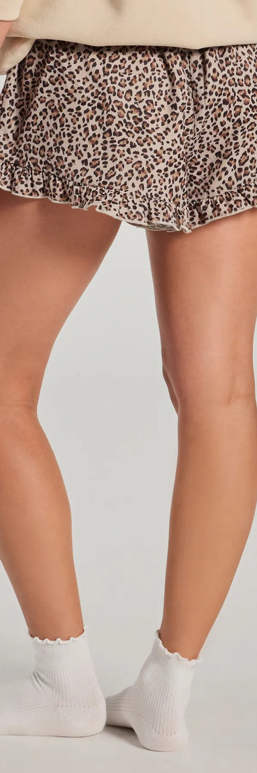 
Upgrade your style game for 2025 with the Trendy Mood Leopard Print Satin Ruffled Shorts in leopard, perfect for any fashion-forward wardrobe.