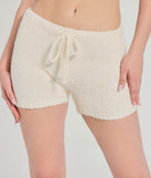 
Upgrade your style game for 2025 with the Chill Mode Chenille Knit Lounge Shorts in ivory, perfect for any fashion-forward wardrobe.