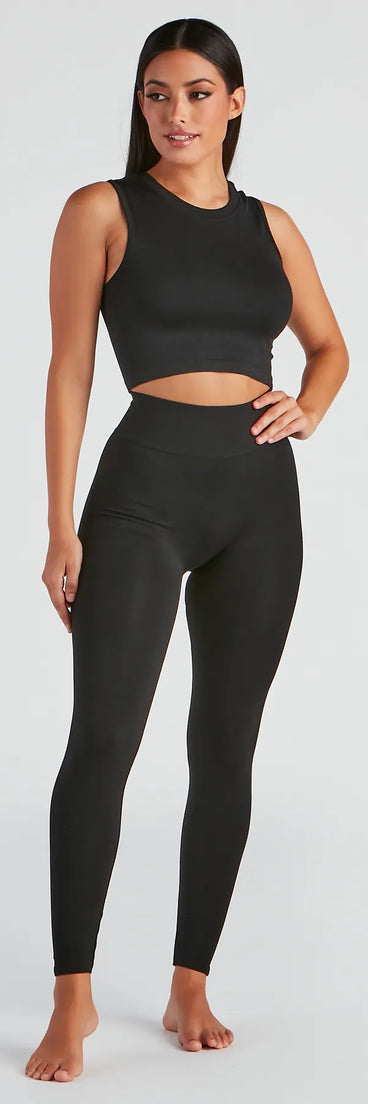 Smooth And Seamless Crop Top And Leggings Set