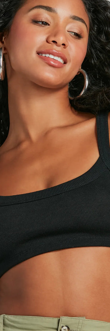 
Upgrade your style game for 2025 with the Effortless Essential Ribbed Knit Tank Bralette in black, perfect for any fashion-forward wardrobe.
