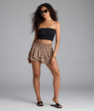 The Casual Staple Ribbed Knit Bandeau Top in black brings edge and energy to your vibe, ready to elevate any festival look or concert outfit.