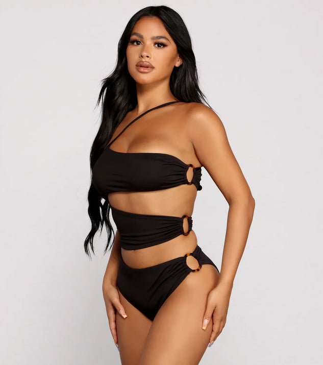 Chic And Stunning One-Piece Swimsuit