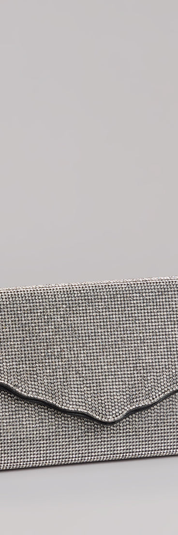 Get inspired with the Sparkly Endeavor Rhinestone Crossbody Wallet, a feed-worthy piece that’s part of Windsor's updated and curated women’s clothing edit packed with must-have fall outfit ideas.