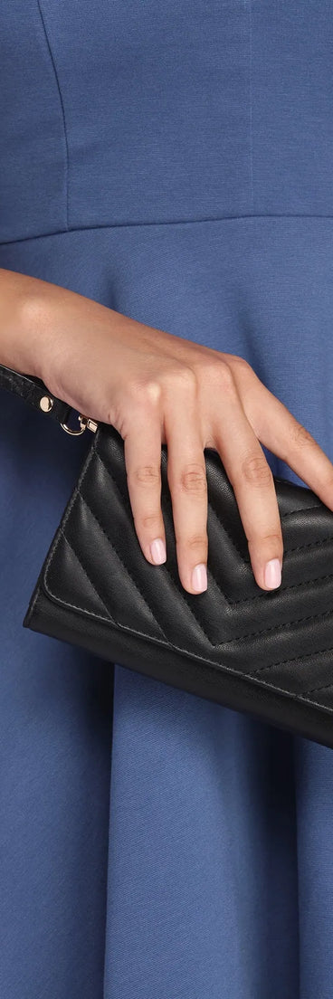 Quilted Chain Wallet Crossbody