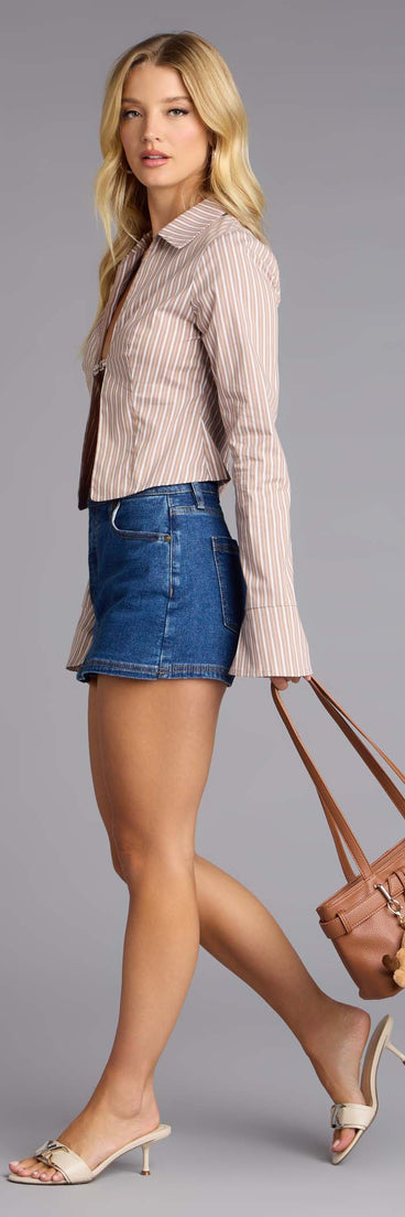 This piece brings trend-right energy to the Chic Plus One Buckle Shoulder Bag, perfect for fall outfits that stand out.