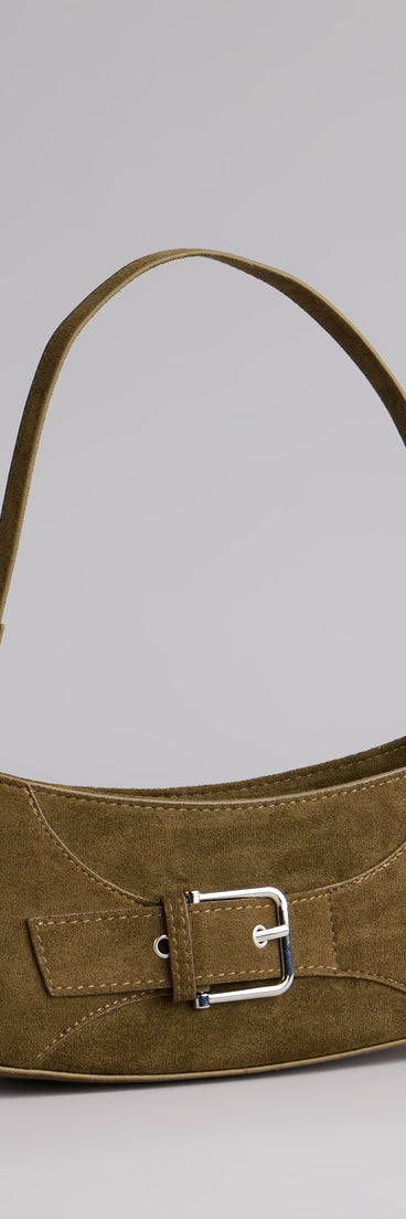 This piece brings trend-right energy to the City Chic Buckle Shoulder Bag, perfect for fall outfits that stand out.