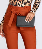 Essential Snake Chain Clutch