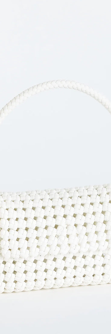 Get inspired with the Finishing Touch Woven Shoulder Bag, a feed-worthy white piece that’s part of Windsor's updated and curated women’s clothing edit packed with must-have fall outfit ideas.