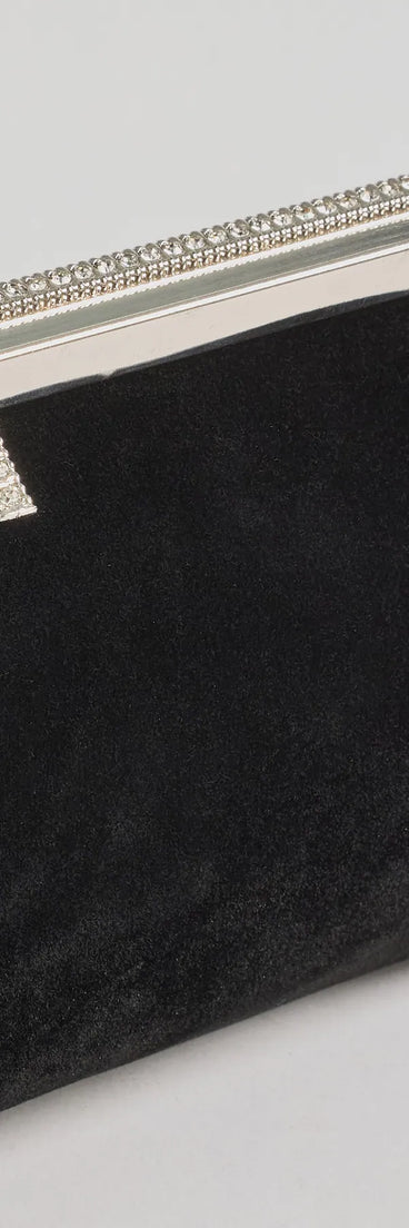 The Luxurious Rhinestone Trim Velvet Clutch Bag in black is an elevated pick for your best outfit yet, effortlessly delivering a polished look that's sure to turn heads at any celebration.
