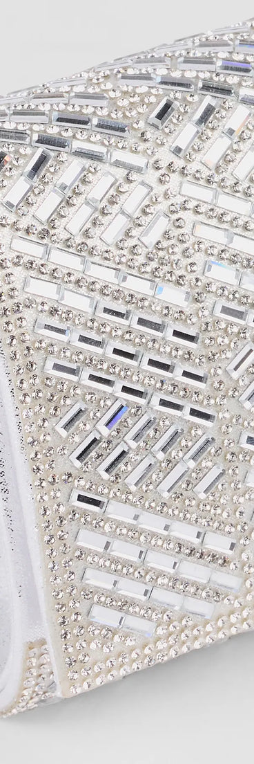 The Glam Soiree Rhinestone Baguette Clutch in silver brings sleek style to any graduation outfit, from cap and gown to after-party.