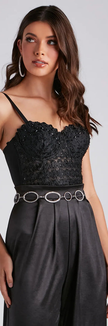 Trendsetting Moves Rhinestone Chain Belt
