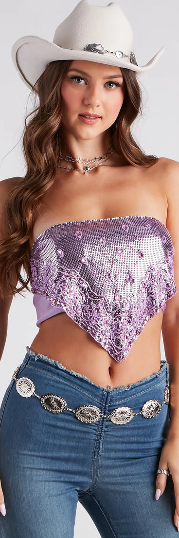 
Upgrade your style game for 2025 with the Boho Western-Chic Chain Belt in silver, perfect for any fashion-forward wardrobe.